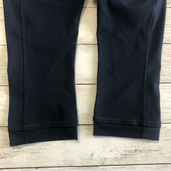 LULULEMON Illumina Crop Women’s Rugged Blue Capri Leggings Size 6 - Picture 8 of 16